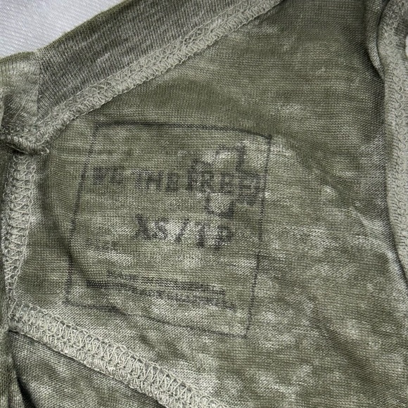 We The Free Green V-Neck Tank Top Size XS - Picture 2 of 7